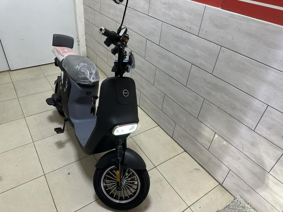Електро скутер FADA LiDO 400W - фото 5